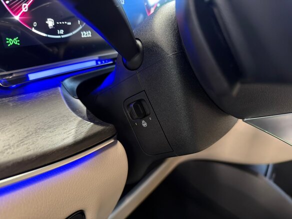 2026 Mercedes-Benz V-Класс Extra Long 300 d экстра длинный III (W447) Рестайлинг 2, чёрный, 14500000 рублей - вид 19