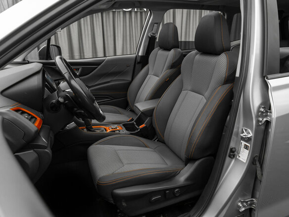 2020 Subaru Forester V, серый, 2950000 рублей - вид 13
