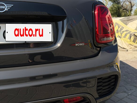 2019 Mini Hatch JCW III (F55/F56) Рестайлинг, серый - вид 10