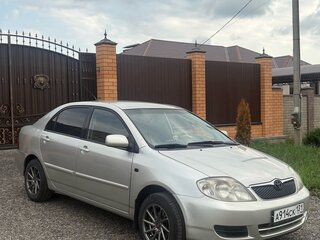 2004 Toyota Corolla IX (E120, E130) Рестайлинг, серебристый, 550000 рублей, вид 3