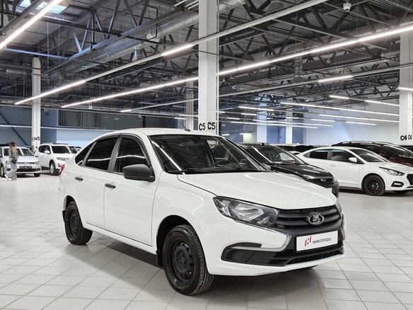 2022 Lada (ВАЗ) Granta I Рестайлинг, белый, 687000 рублей - вид 2