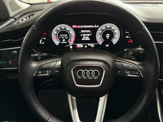 2024 Audi Q7 45 TFSI II (4M) Рестайлинг, чёрный, 6406823 рублей, вид 5
