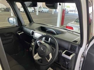 2019 Daihatsu Wake I, белый, 637000 рублей, вид 5