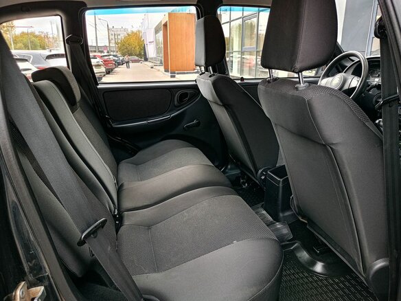 2015 Chevrolet Niva I Рестайлинг, чёрный - вид 6