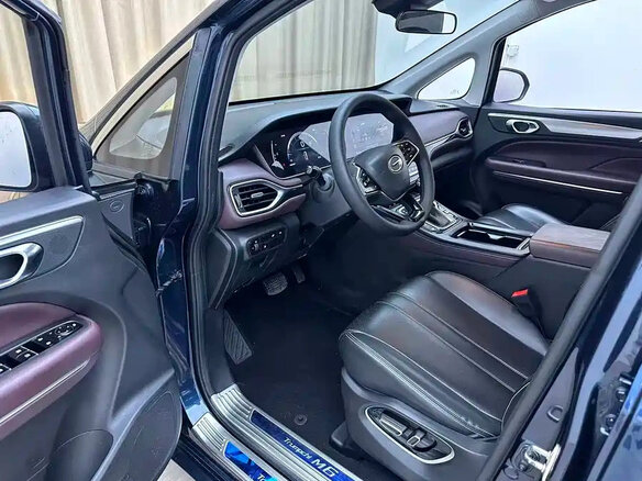 2021 GAC Trumpchi M6, синий, 1550000 рублей - вид 7