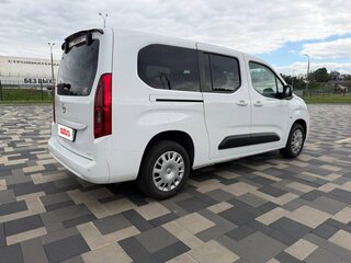 2022 Opel Combo XL E, белый, 1695000 рублей, вид 4