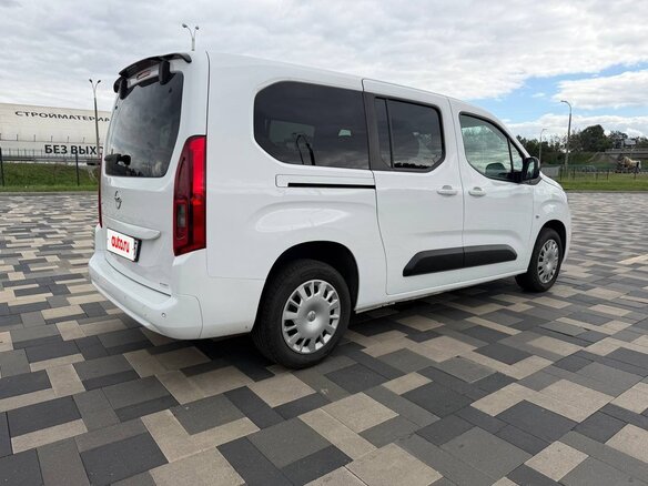 2022 Opel Combo XL E, белый, 1695000 рублей - вид 3