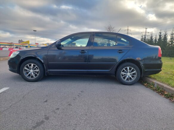 2013 Skoda Octavia II (A5) Рестайлинг, чёрный, 650000 рублей - вид 6