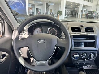 2026 Lada (ВАЗ) Granta I Рестайлинг, белый, 1093000 рублей, вид 3