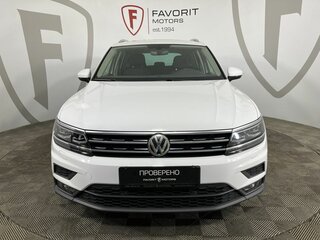 2018 Volkswagen Tiguan II, белый, 2399000 рублей, вид 2