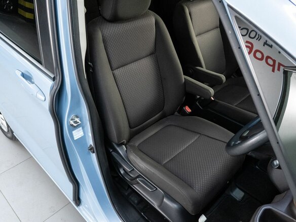 2020 Honda Freed II Рестайлинг, синий, 1699000 рублей - вид 13