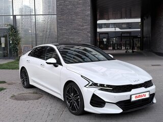 2022 Kia K5 III, белый, 3300000 рублей, вид 1