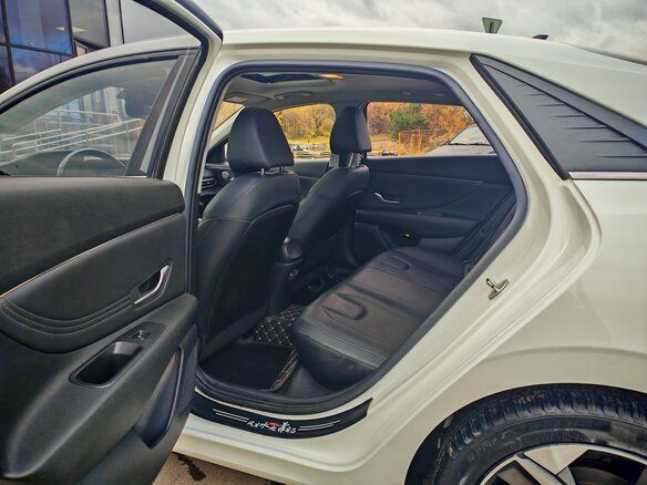 2021 Hyundai Elantra VII (CN7), белый, 2030000 рублей - вид 21