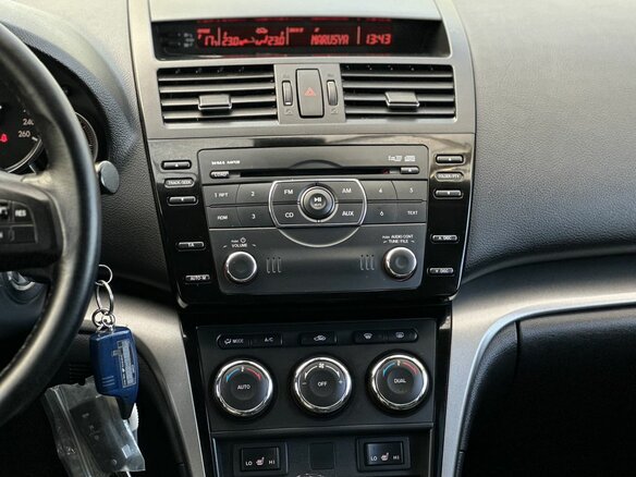 2010 Mazda 6 II (GH) Рестайлинг, чёрный, 890000 рублей - вид 18
