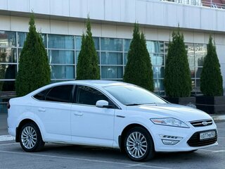 2012 Ford Mondeo IV Рестайлинг, белый, 845000 рублей, вид 1