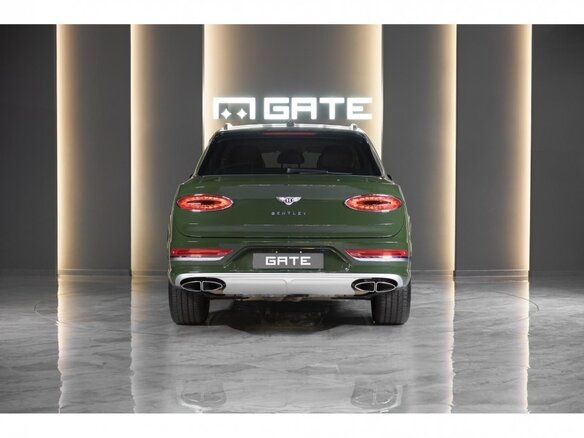 2023 Bentley Bentayga EWB I Рестайлинг, зелёный, 26000000 рублей - вид 8