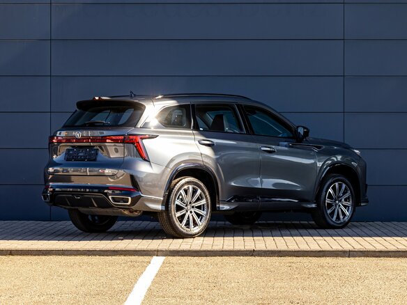2024 Changan CS75 Plus III, серый, 2395000 рублей - вид 5