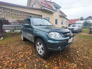2012 Chevrolet Niva I Рестайлинг, зелёный, 490000 рублей, вид 3
