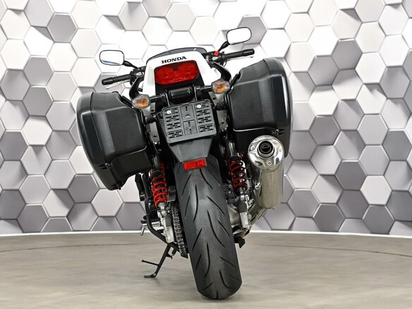 2010 Honda CB 1300, белый, 699000 рублей - вид 5