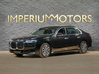 2025 BMW 7 серии 740i xDrive VII (G70), чёрный, 16300000 рублей, вид 1