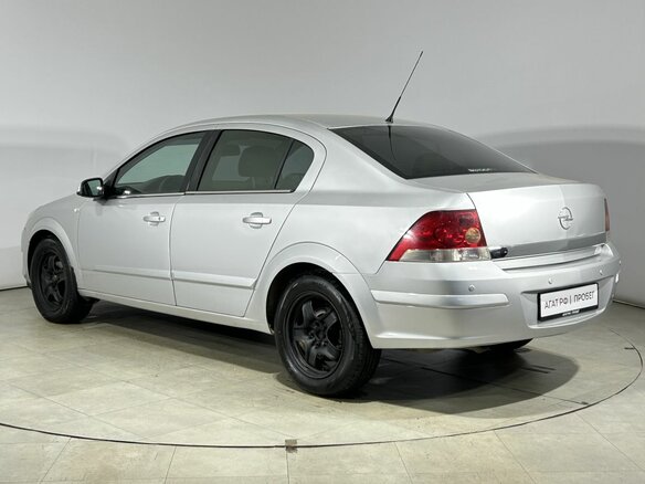 2007 Opel Astra H Рестайлинг, серебристый, 570000 рублей - вид 9