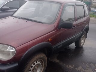 2004 Chevrolet Niva I, красный, 350000 рублей, вид 3