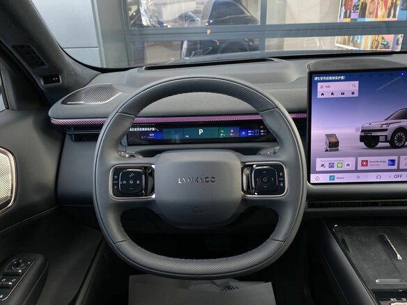 2025 Lynk & Co 900, синий, 8190000 рублей - вид 22