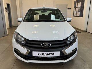 2026 Lada (ВАЗ) Granta I Рестайлинг, белый, 1098000 рублей, вид 2