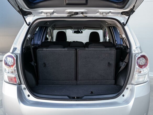 2011 Toyota Verso I, серебристый - вид 21