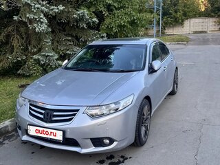 2011 Honda Accord VIII Рестайлинг, серебристый, 1300000 рублей, вид 1