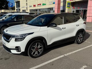 2021 Kia Seltos I, белый, 2250000 рублей, вид 2