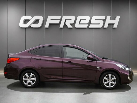 2011 Hyundai Solaris I, фиолетовый, 699000 рублей - вид 4
