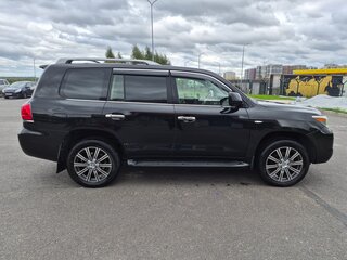2011 Lexus LX 570 III, чёрный, 3000000 рублей, вид 2
