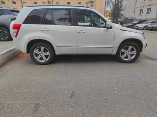 2012 Suzuki Grand Vitara II Рестайлинг 2, белый, 1550000 рублей, вид 2