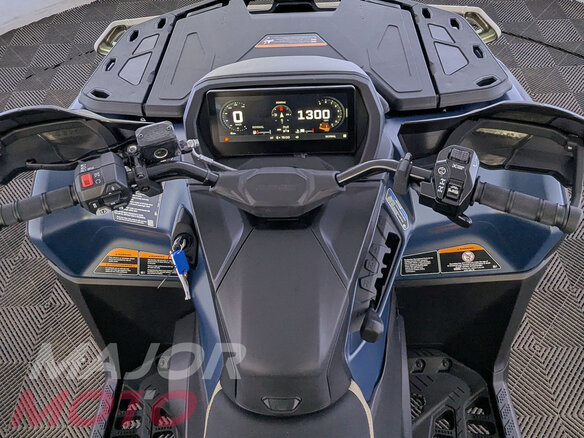 2026 BRP Can-Am Outlander MAX 1000R LTD, синий, 3200000 рублей - вид 9