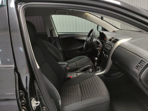 2008 Toyota Corolla X (E140, E150), чёрный, 670000 рублей - вид 8
