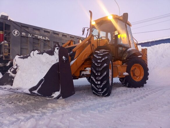 2004 JCB 3CX, золотистый, 4000000 рублей