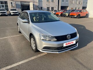 2016 Volkswagen Jetta VI Рестайлинг, серебристый, 1300000 рублей, вид 3