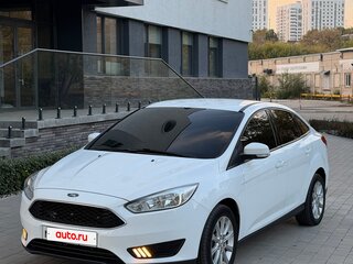 2017 Ford Focus III Рестайлинг, белый, 999999 рублей, вид 1