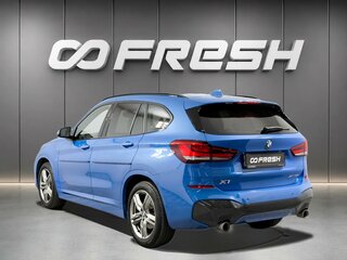 2020 BMW X1 20i xDrive II (F48) Рестайлинг, синий, 2939900 рублей, вид 2