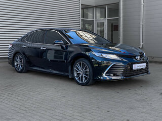 2023 Toyota Camry VIII (XV70) Рестайлинг, чёрный, 3350000 рублей, вид 3