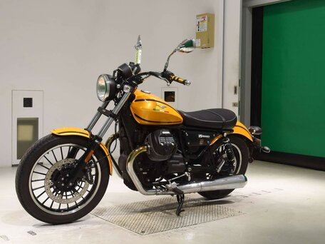 2016 Moto Guzzi V 9, жёлтый, 677000 рублей, вид 4
