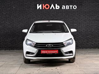 2017 Lada (ВАЗ) Vesta I, белый, 770000 рублей, вид 2