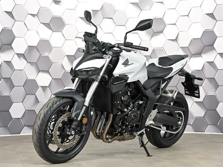 2025 Honda CB 1000 Hornet, белый, 1277000 рублей, вид 2