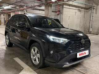 2021 Toyota RAV4 V (XA50), чёрный, 2979000 рублей, вид 2