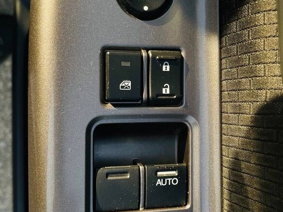 2021 Honda Stepwgn V Рестайлинг, белый, 2600000 рублей - вид 18