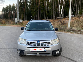 2011 Subaru Forester III Рестайлинг, серебристый, 950000 рублей, вид 4