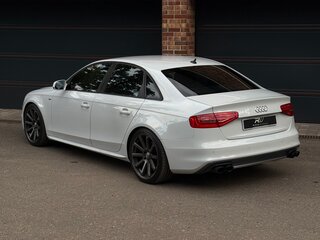 2014 Audi A4 IV (B8) Рестайлинг, белый, 1950000 рублей, вид 4