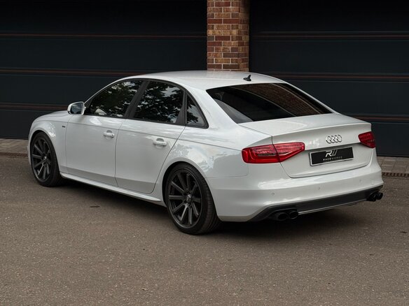 2014 Audi A4 IV (B8) Рестайлинг, белый, 1950000 рублей - вид 3