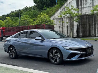 2023 Hyundai Elantra VII (CN7) Рестайлинг, голубой, 1350700 рублей, вид 3